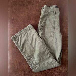 Hollister Ultra High Rise Baggy Cargo Pants Size 000R W23R